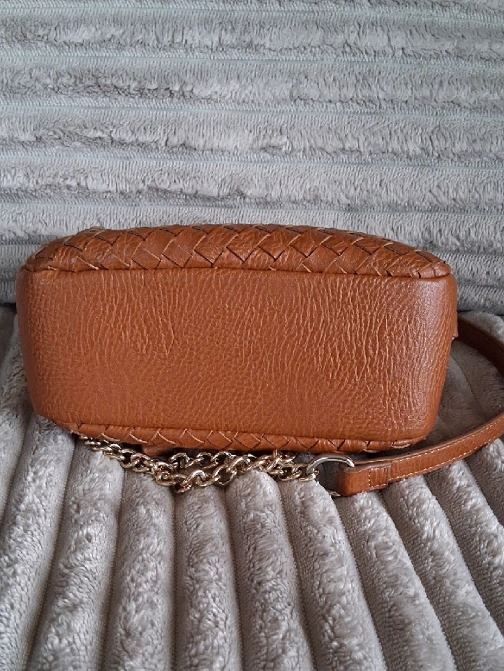 Woven Leather Crossbody Bag in Tan - Picture 3 of 8